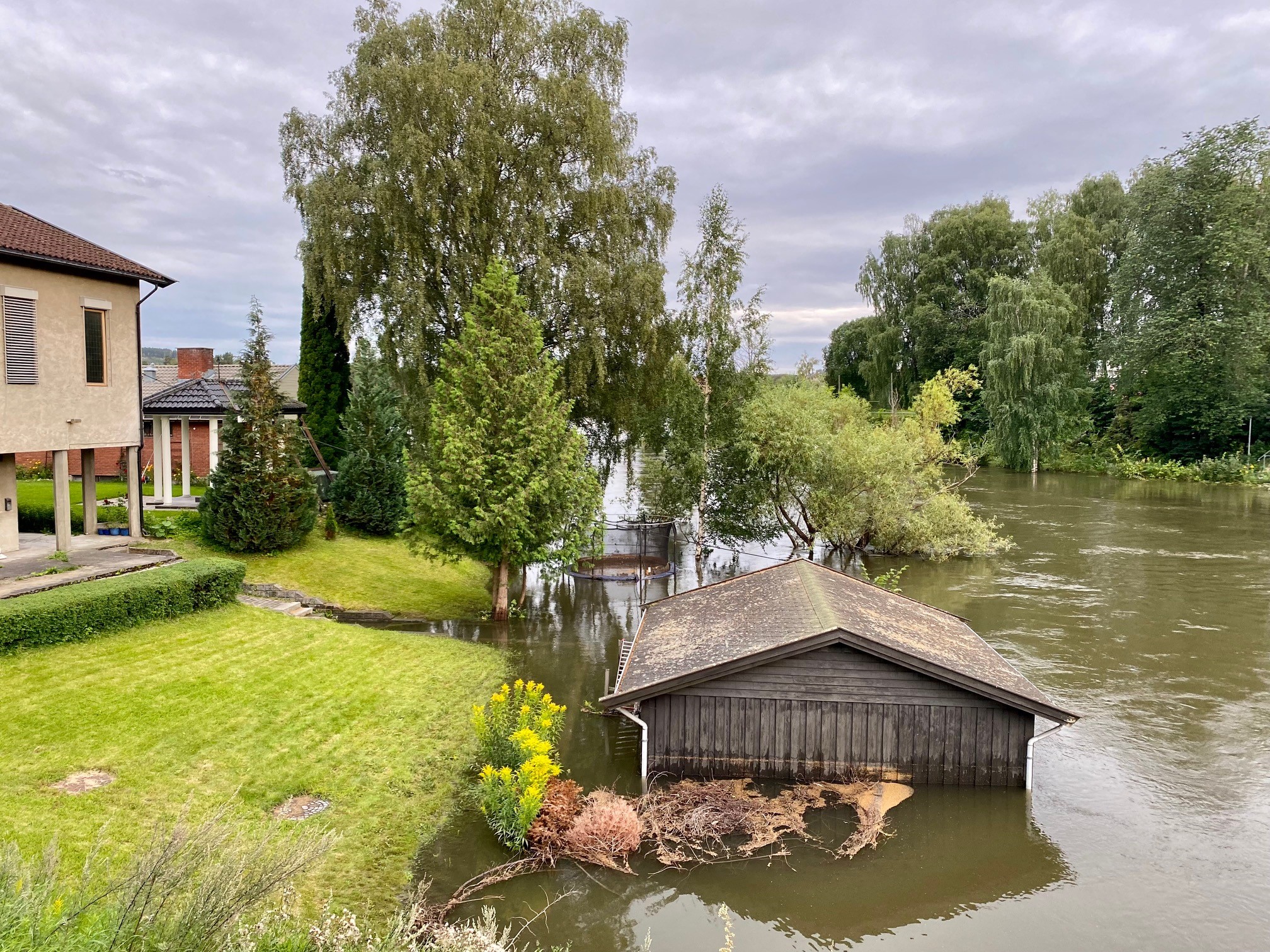 Flom H&oslash;nefoss.jpg