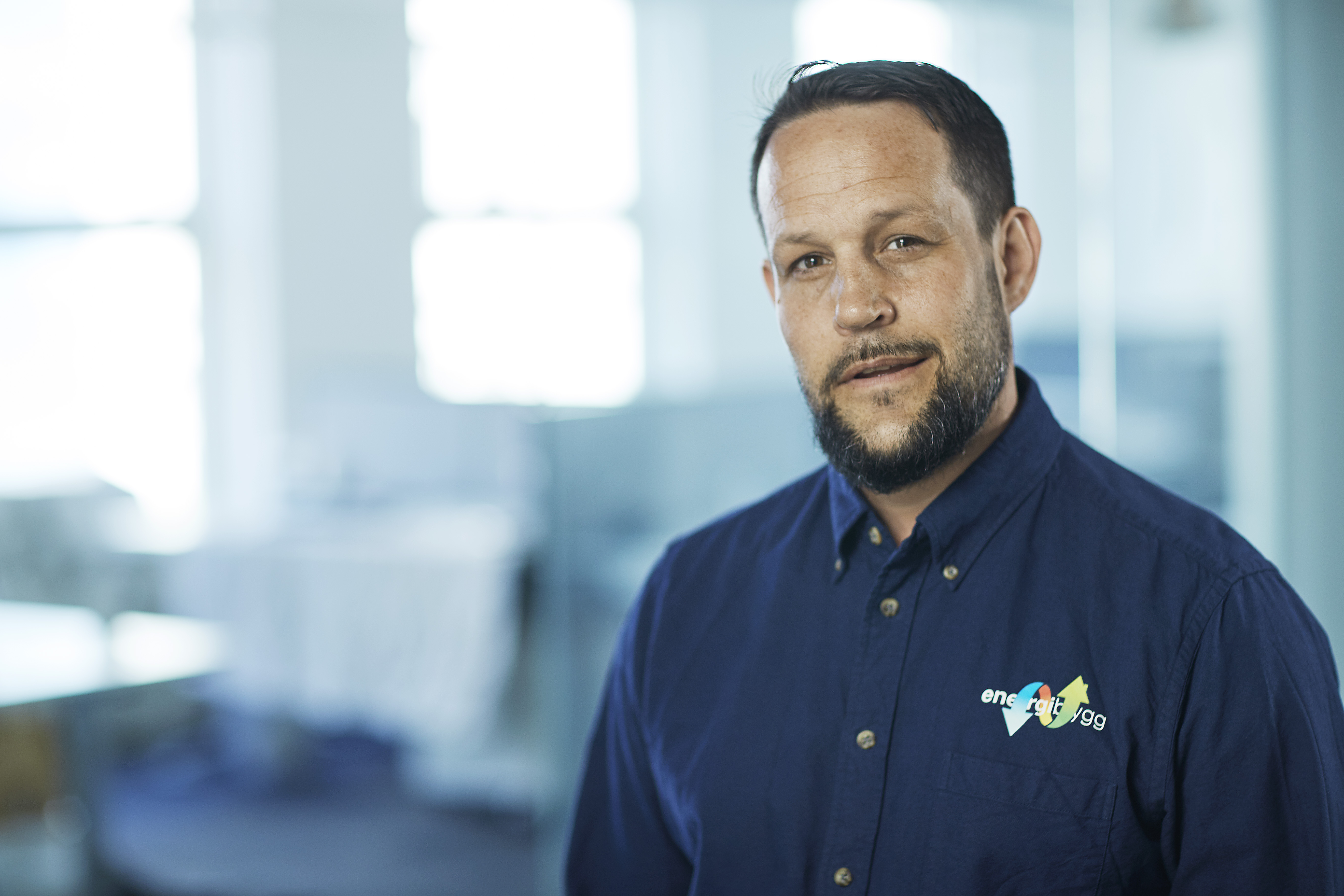 Ydmykhet overfor boligeiers situasjon er viktig for et godt resultat, mener Bjørge Sandberg Kristoffersen. Foto: Energibygg AS