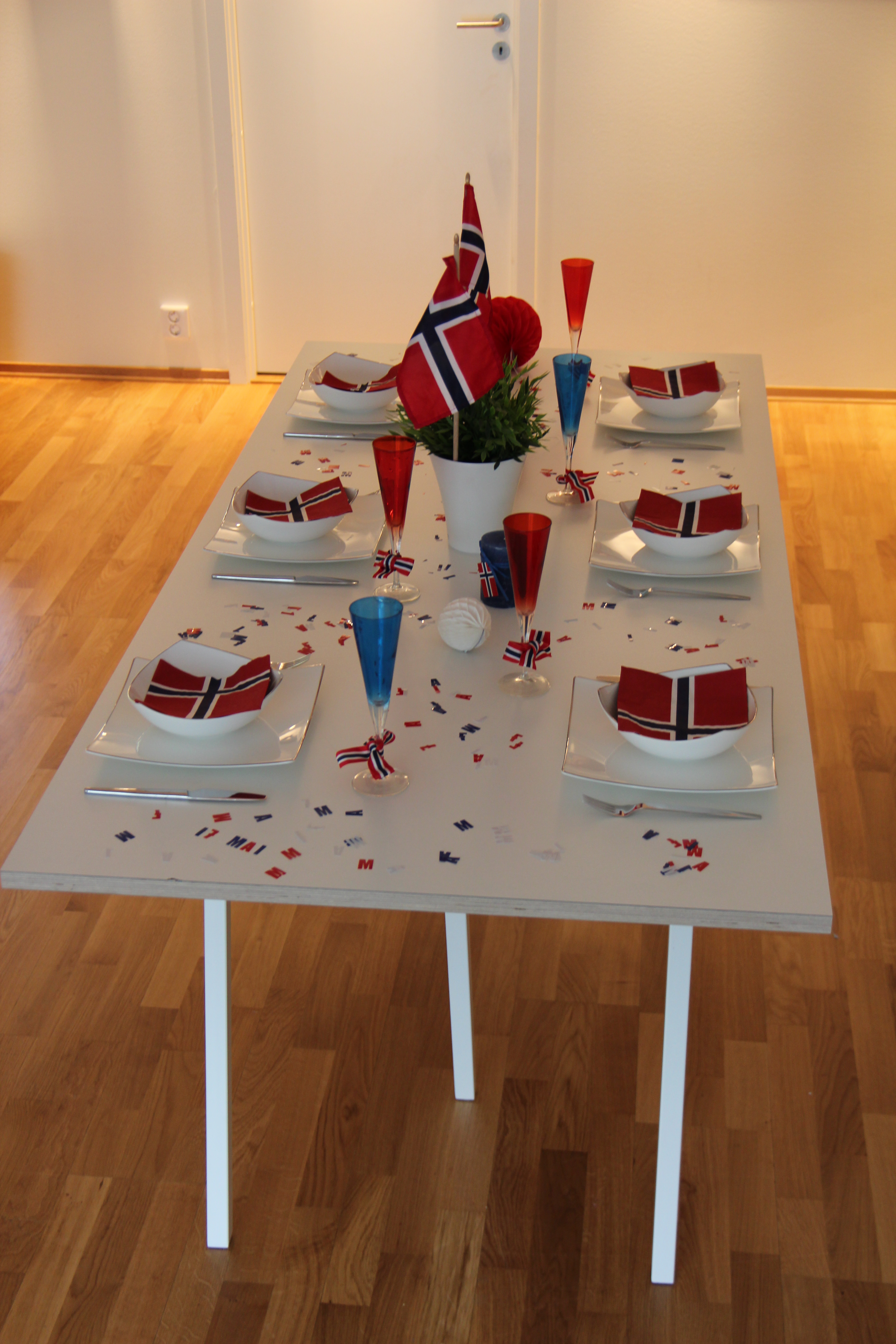 Bare fantasien setter grenser for hvordan du kan dekke bordet.