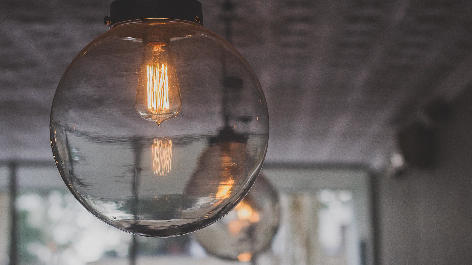 Taklamper, glasskjerm