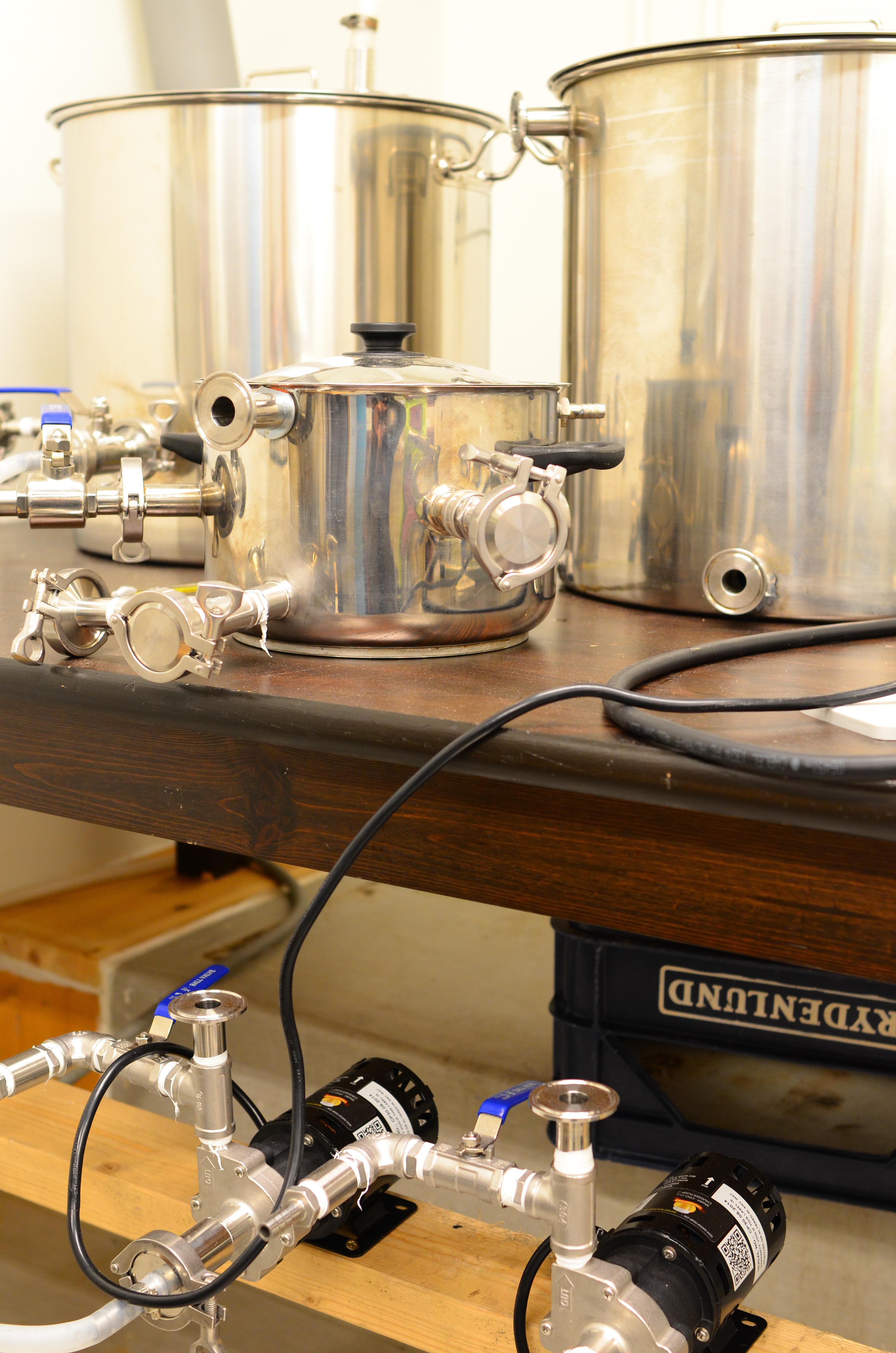 Hjemmelaget: Utstyret er hjemmelaget. For mer info, se boligbryggelagets sider på facebook. 