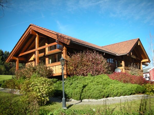 PIPELEKKASJE: Ser du at det drypper gjennom pipa bør du utbedre dette umiddelbart for å unngå følgeskader. 