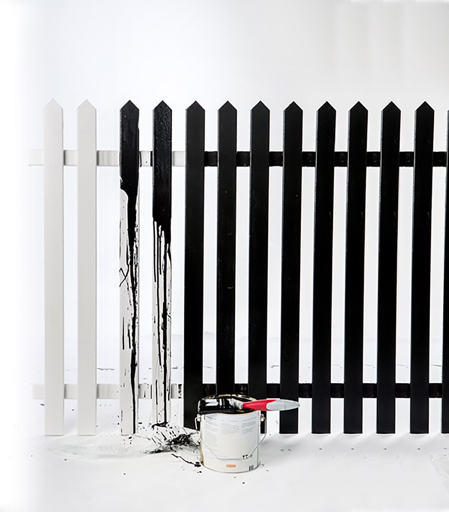 EN AV FIRE: Selv om det er ulovlig, velger mange å benytte seg av svarte håndverkertjenester når de trenger hjelp i hjemmet. Foto: Hampus Lundgren